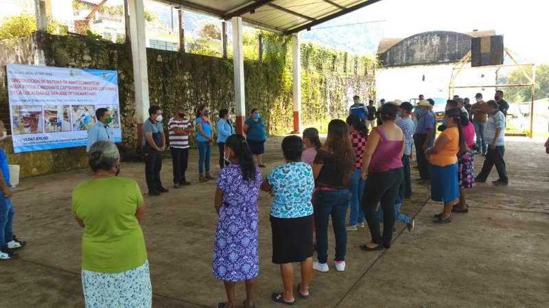 Entregan sistemas de agua para Naranjos