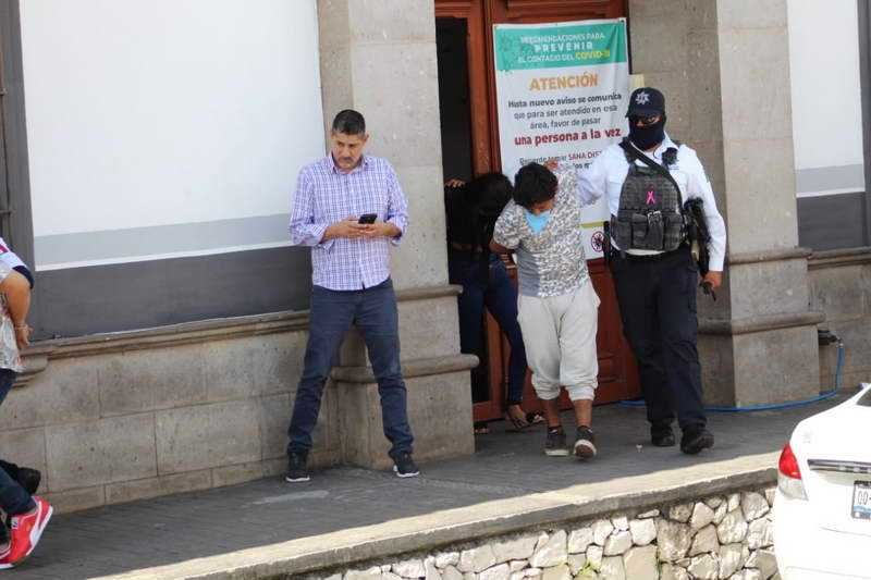 Presentan en Fiscalía de Córdoba a 5 miembros de los Zetas; entre ellos La Fany