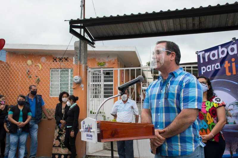 En Córdoba inauguran obras de infraestructura educativa y social