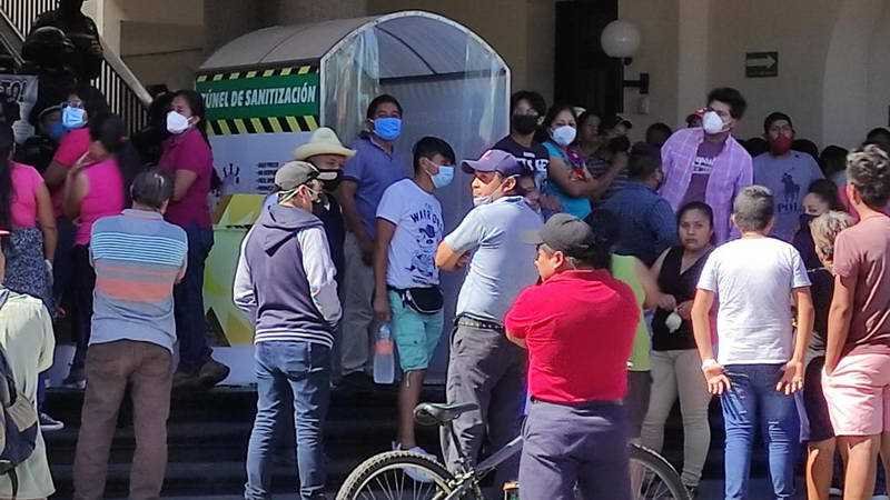 Se enfrentan pobladores zoquitecos y policías estatales y municipales