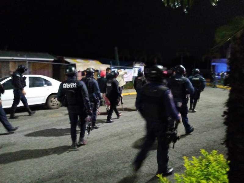 Mujer herida de dos balazos cuando caminaba por parque DIF en la noche