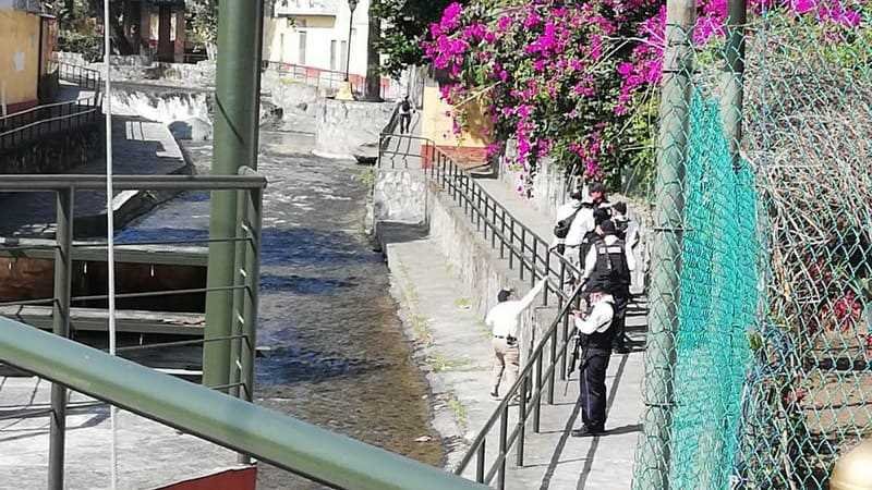 Hallan muerto a recién nacido en el río Orizaba