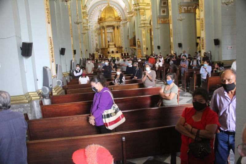 Recuerdan con Viacrucis, pasión y muerte de Jesucristo