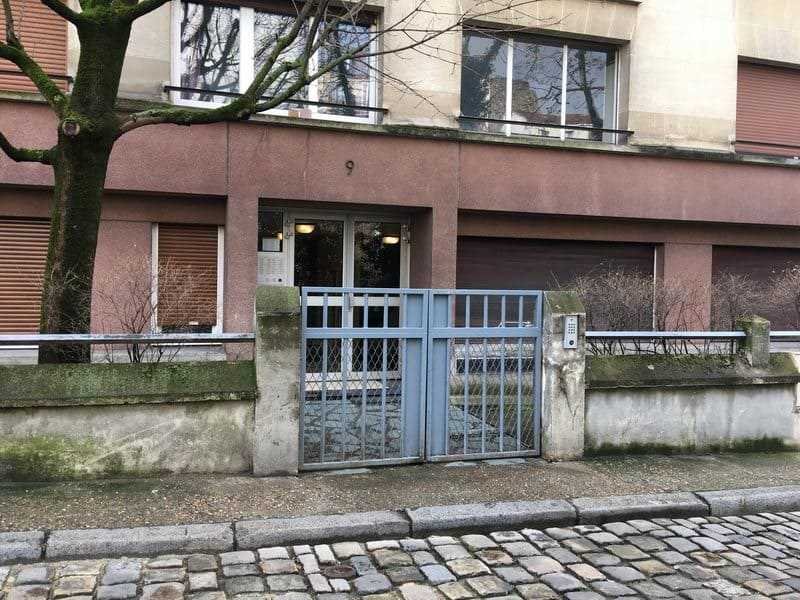 Un callejoncito en París