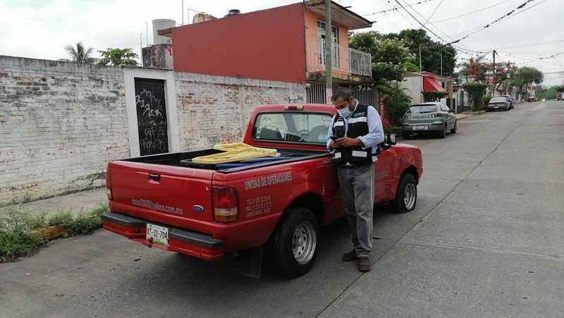 Chocan camionetas en la avenida 21 y calle 19; solo daños materiales en percance