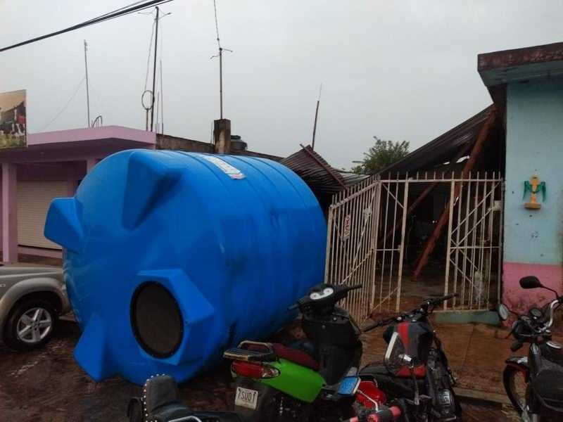 Casas destechadas deja tormenta en Ixhuatlán del Café