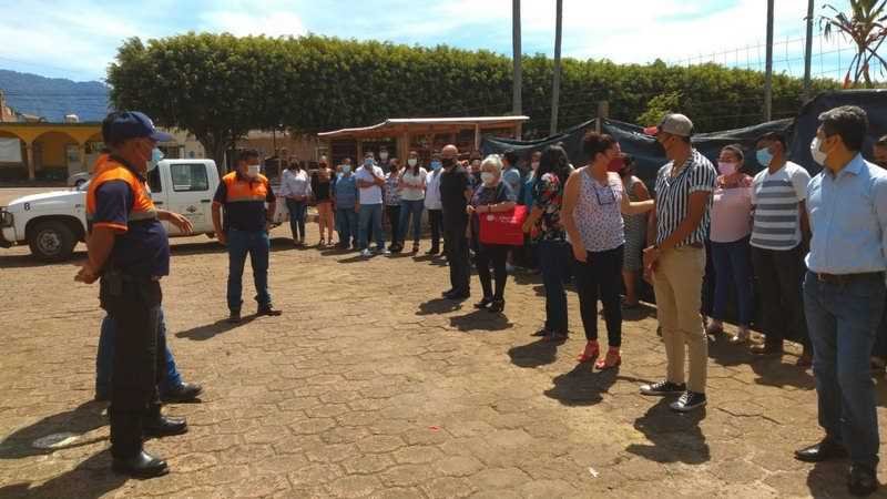 Ayuntamiento de Ixhuatlán del Café participa en mega simulacro