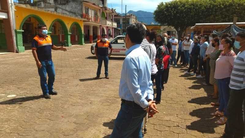 Ayuntamiento de Ixhuatlán del Café participa en mega simulacro