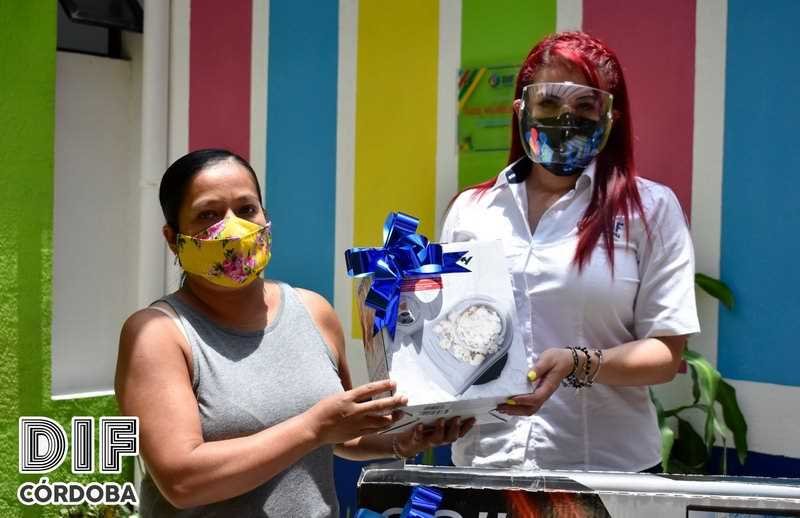 Entrega DIF premios a ganadores del Concurso “Mis Derechos y Obligaciones”