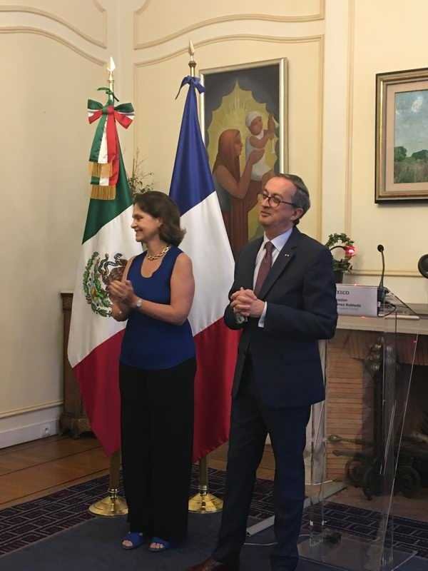 Adiós, señor embajador