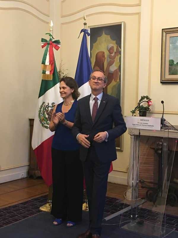 Adiós, señor embajador
