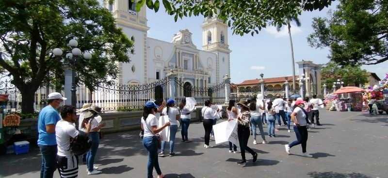 Marchan vecinos de La Patrona; exigen castigo a los homicidas de dos menores