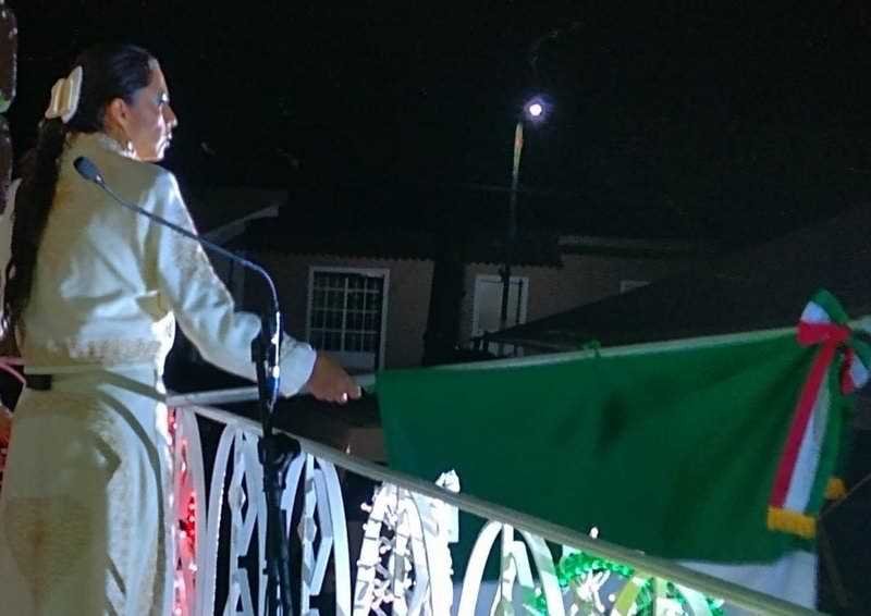 Transmiten ceremonia del Grito de Independencia en Ixhuatlán del Café