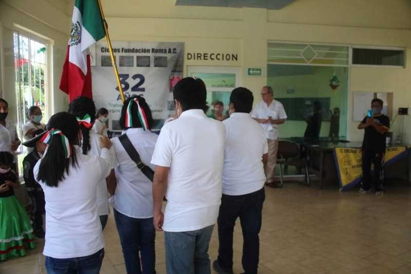 Niños conmemoran en Ciegos Fundación Roma el Grito de Independencia