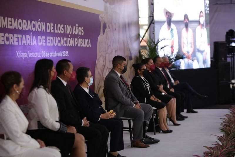 A 100 de fundación de la SEP, la educación, clave en la transformación de la humanidad: Zenyazen Escobar García