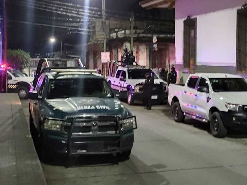 Presentan en Fiscalía Regional a hijo de diputado; el legislador enviado a Xalapa