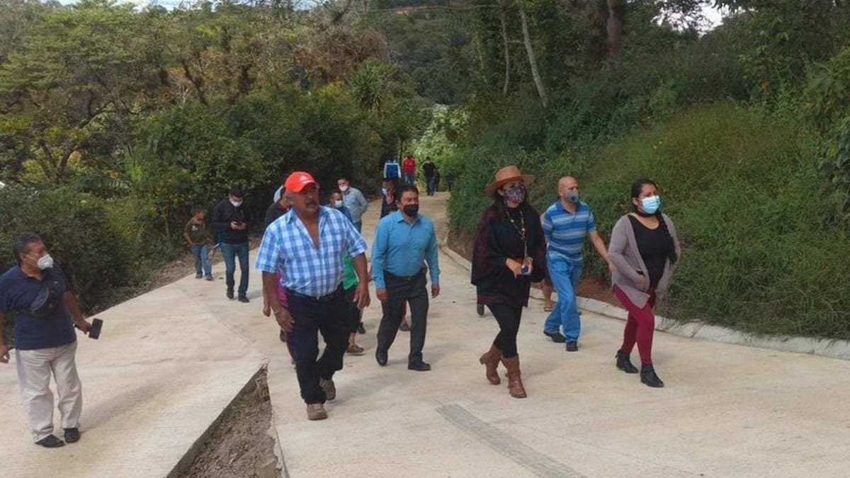 Inauguran calle Tlatelpan en Ixhuatlán del Café