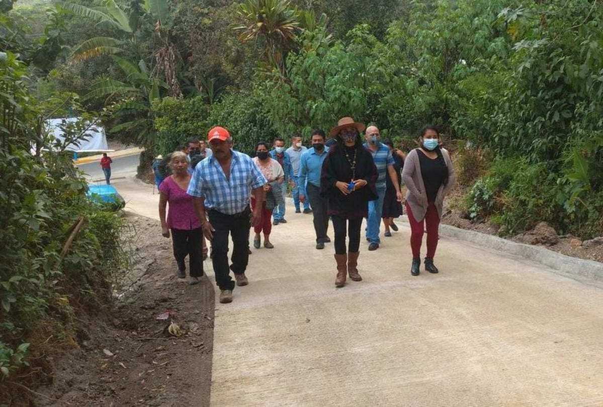 Inauguran calle Tlatelpan en Ixhuatlán del Café
