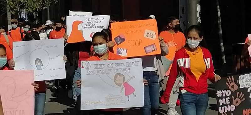 Alumnos del telebachillerato de Millán conmemoran Día de Eliminación de Violencia contra la Mujer