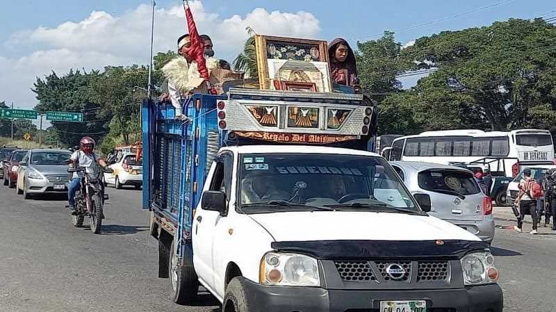Peregrinos un peligro en carreteras