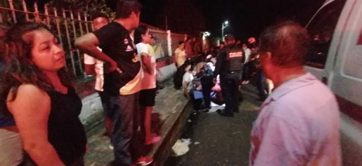Se incendia autobús en 20 de Noviembre al estallar cohete en su interior: 4 heridos y 8 con crisis nerviosa