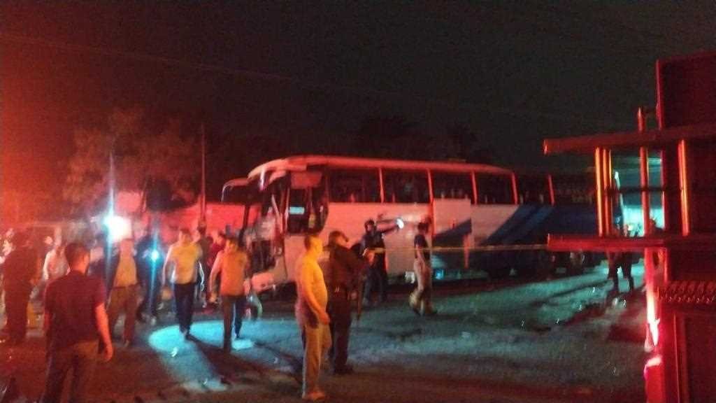 Se incendia autobús en 20 de Noviembre al estallar cohete en su interior: 4 heridos y 8 con crisis nerviosa