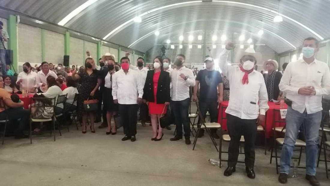 Juan Manuel Torres Camacho rinde protesta como presidente municipal de Cuichapa