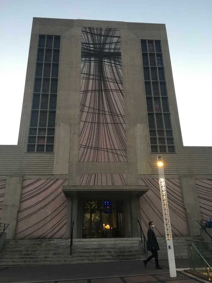 Una iglesia contemporánea