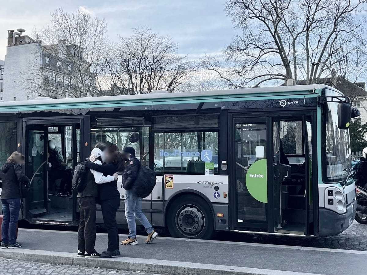 ¡Nos vamos de París!