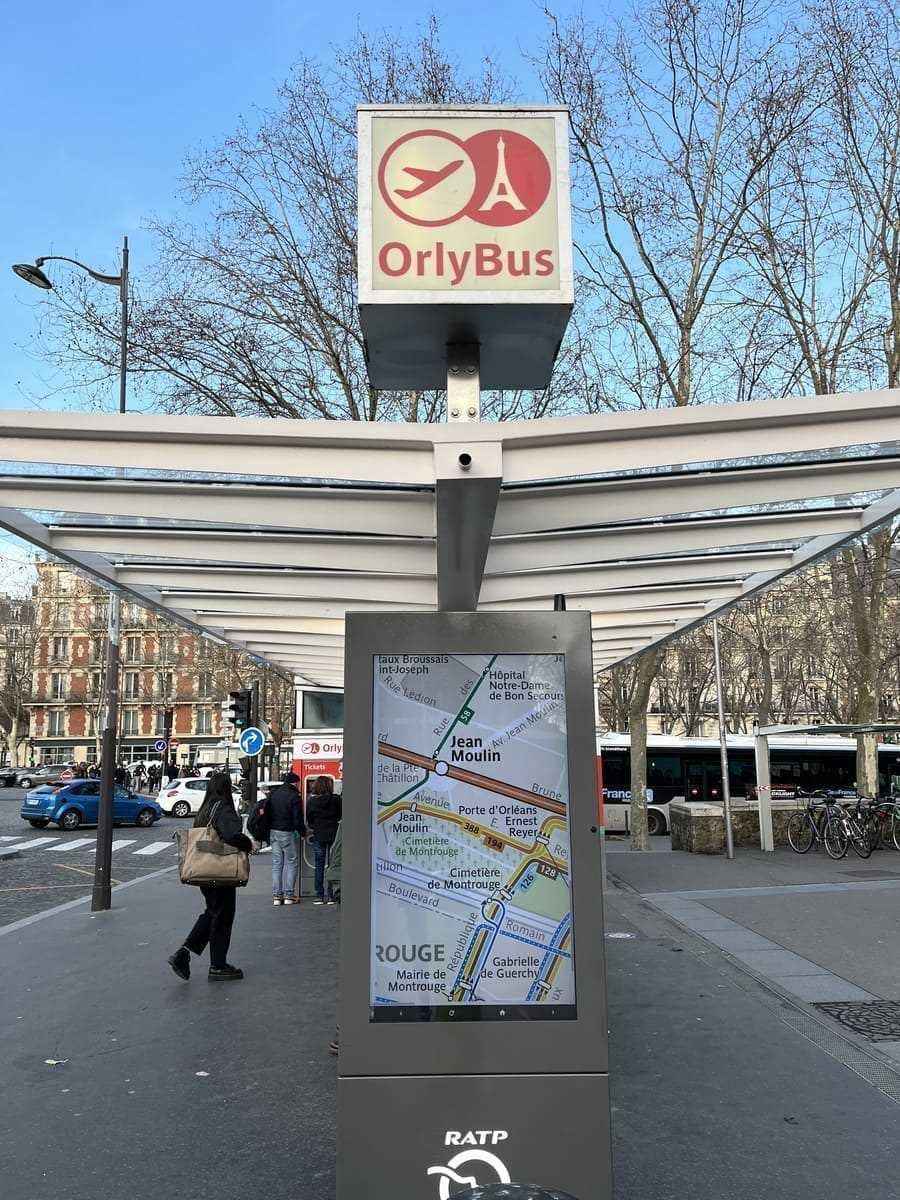 ¡Nos vamos de París!