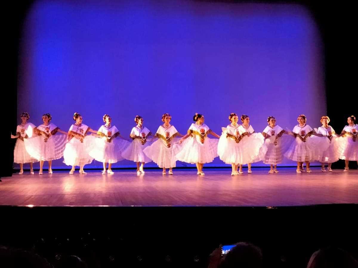 Ballet Folklórico de Orizaba festeja su 35 aniversario