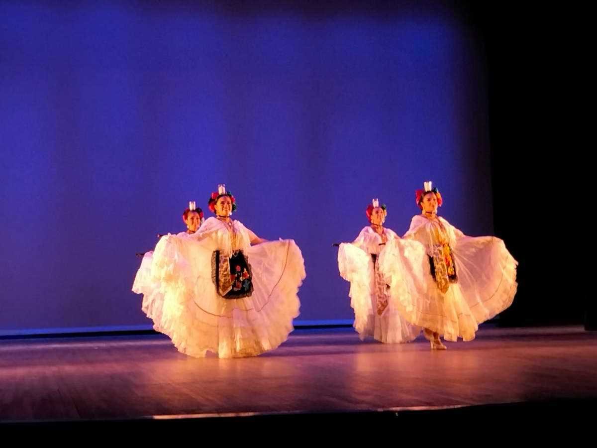 Ballet Folklórico de Orizaba festeja su 35 aniversario