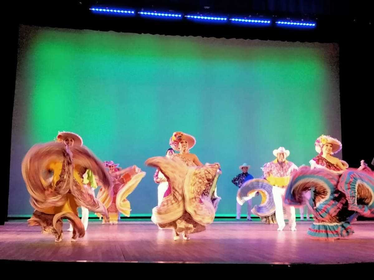 Ballet Folklórico de Orizaba festeja su 35 aniversario