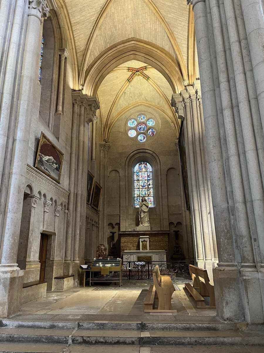 La catedral de Saint-Jean en Lyon