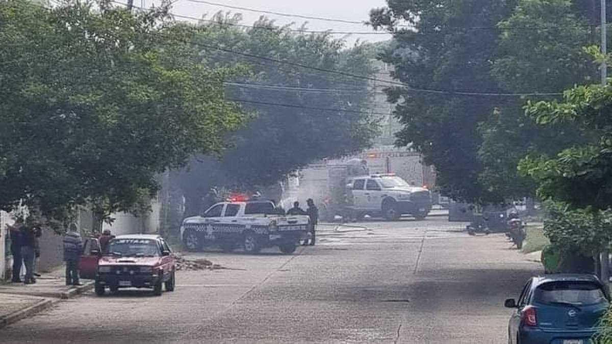 Incendian patrullas de Seguridad Pública en Coatzacoalcos