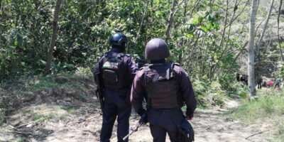 Policias
