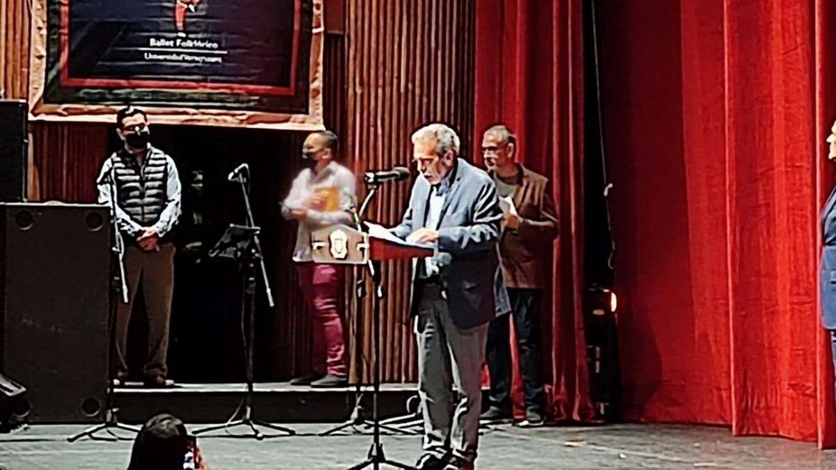 Tres veces se equivocó el Rector