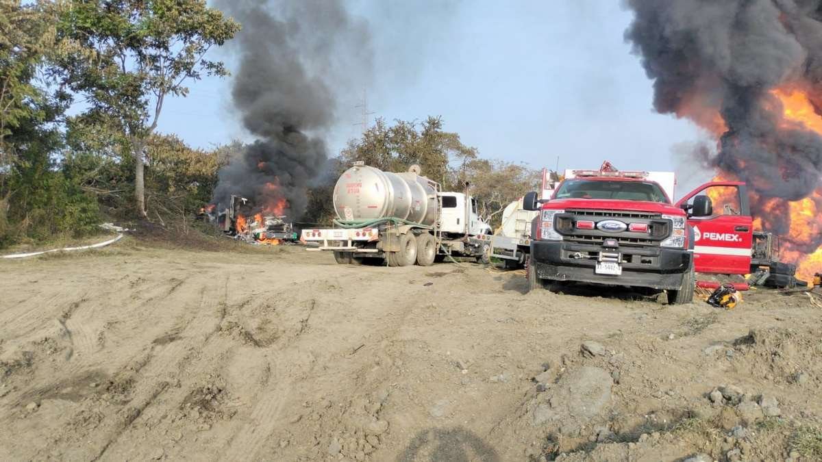 Explota ducto de etano en Agua Dulce: 11 heridos, preliminar
