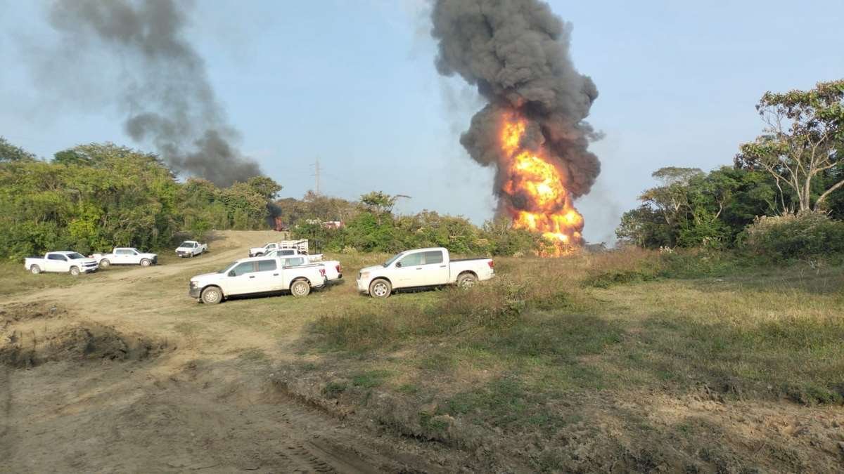 Explota ducto de etano en Agua Dulce: 11 heridos, preliminar