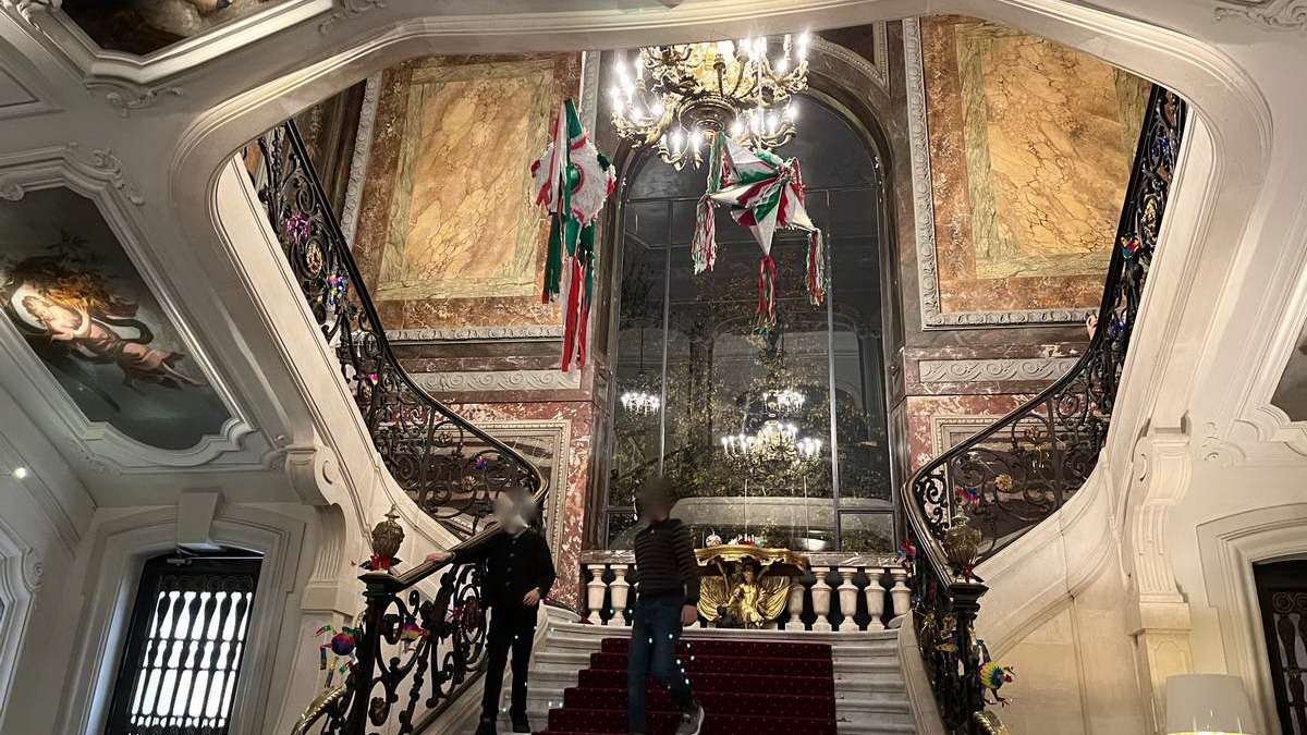 Os pido posada