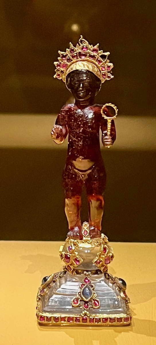 Piezas exóticas en un museo parisino