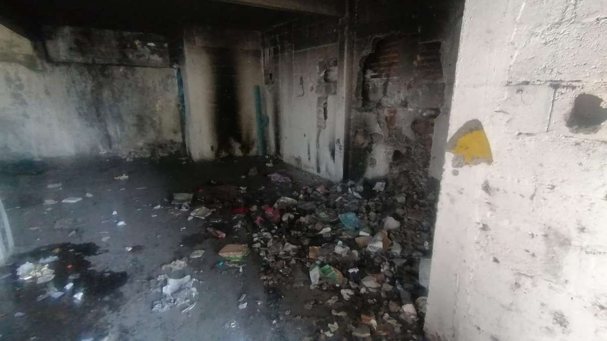 Por movilización de incendio en Los Arcos, choca autobús contra automóvil