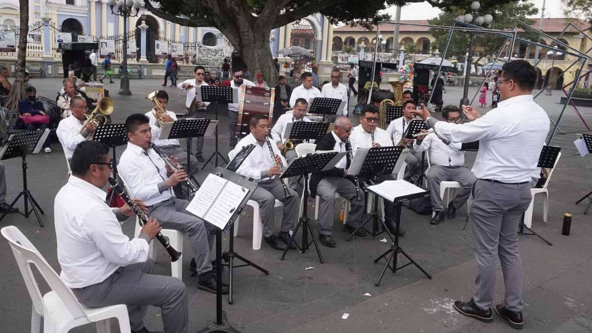 Artistas presentaron sus obras en el Jardín del Arte