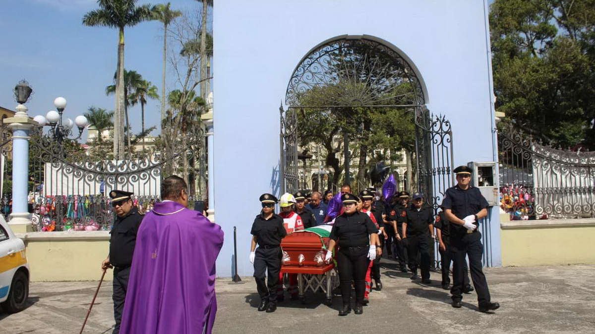 Despiden con honores a la primera bombera de Córdoba y socorrista de Cruz Roja