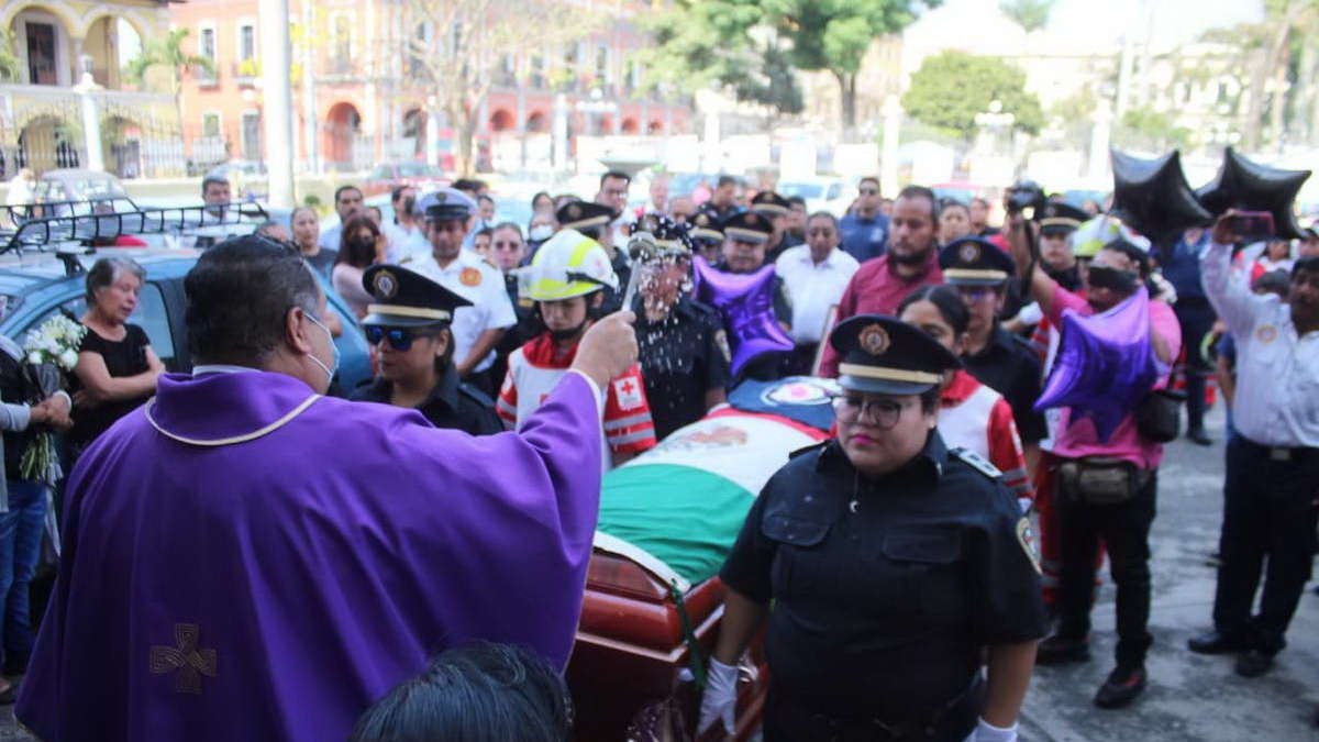 Despiden con honores a la primera bombera de Córdoba y socorrista de Cruz Roja