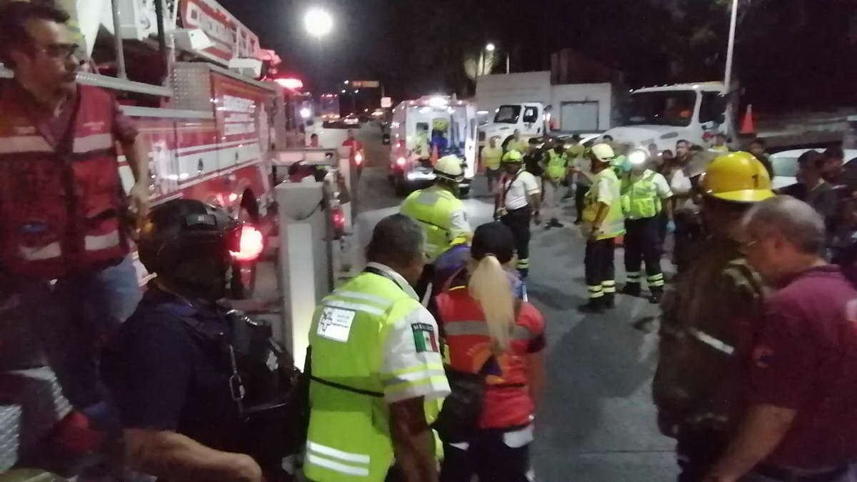 Intenta suicidarse en Fortín; bomberos y socorristas lo salvan