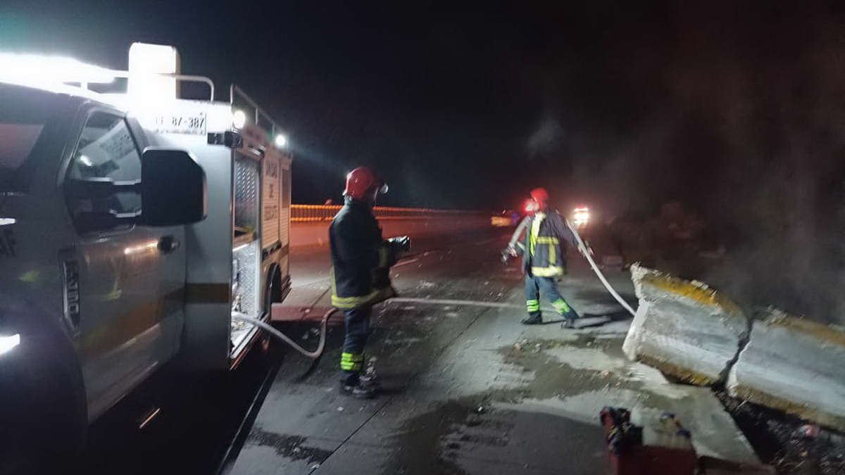 Choque en autopista Córdoba-Veracruz: 4 heridos; carretera cerrada