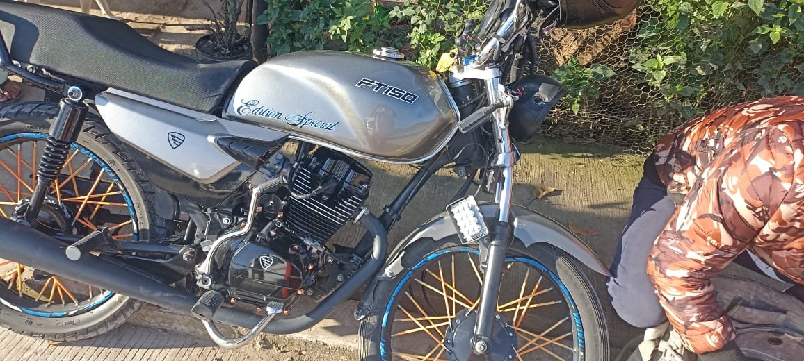 Derrapa motociclista en Amatlán