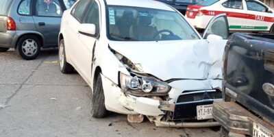 Carambola De 6 Autos En Entronque Del Hospital De Rio Blanco