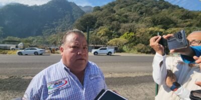 Cientos De Camioneros Salieron A Las Carreteras De La Region 8